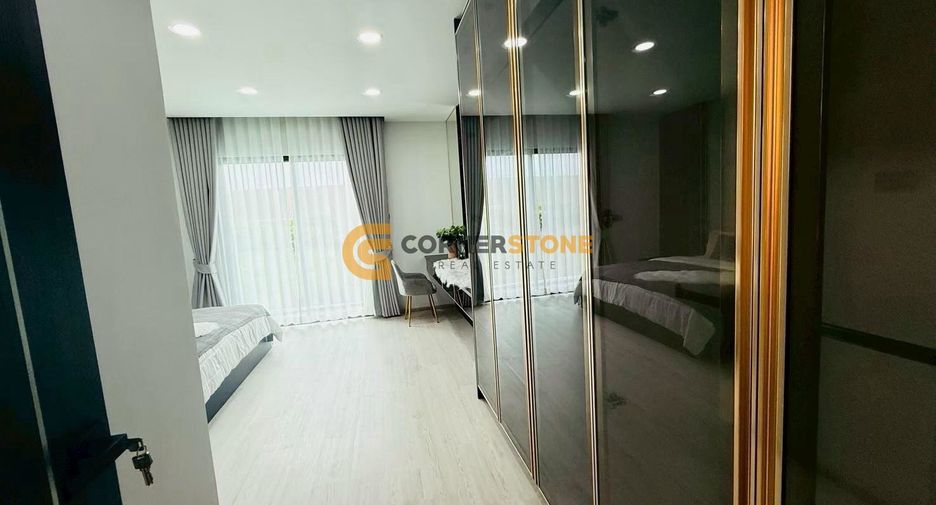 For rent 5 bedrooms house in Jomtien, Pattaya