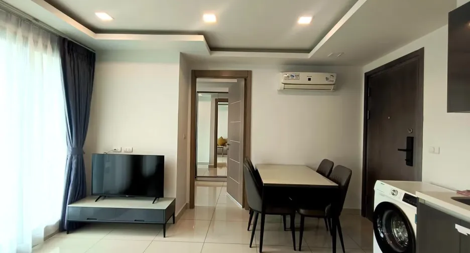For rent 2 bedrooms condo in Bang Lamung, Chonburi