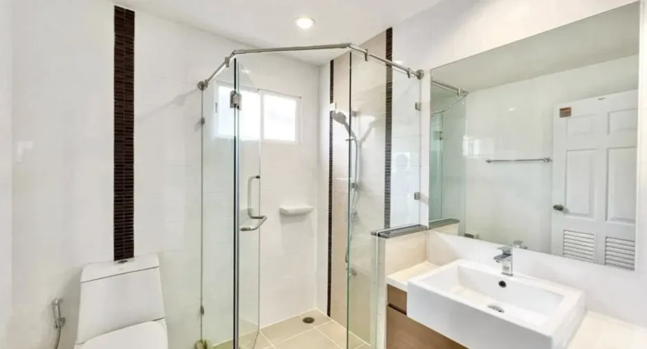 For sale 3 ベッドルーム house in Krathum Baen, Samut Sakhon