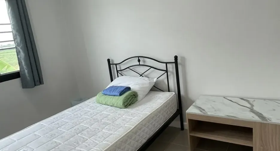 For rent 3 bedrooms townhouse in Ban Chang, Rayong