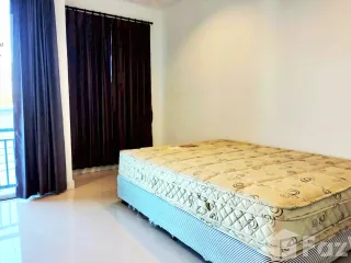 For rent 3 bedrooms townhouse in Mueang Chiang Rai, Chiang Rai