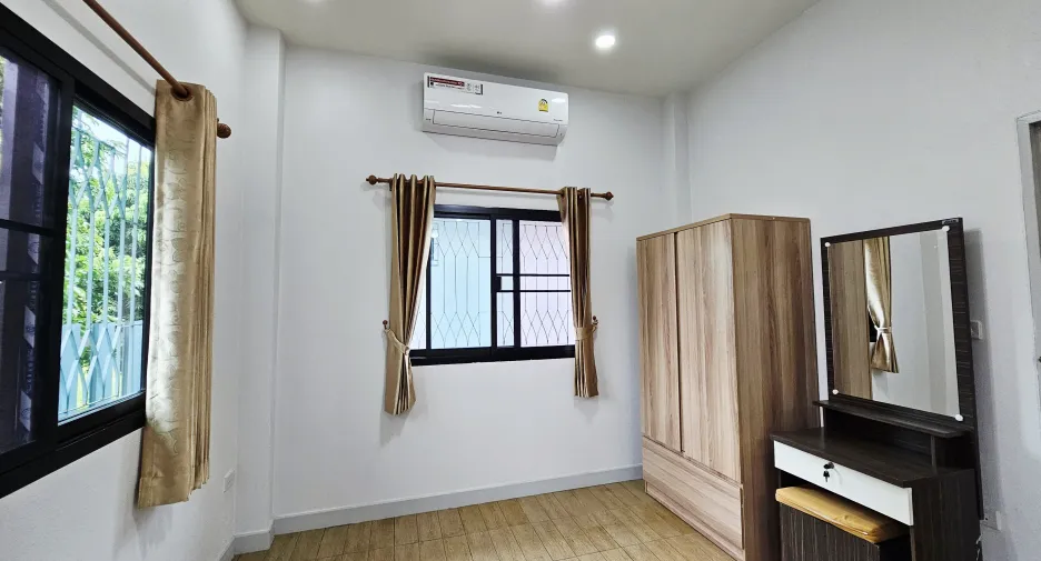 For rent 2 bedrooms house in Mueang Chiang Rai, Chiang Rai