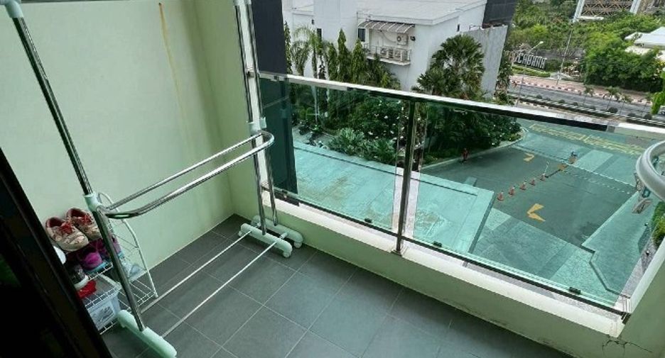 For sale 2 bedrooms condo in Jomtien, Pattaya