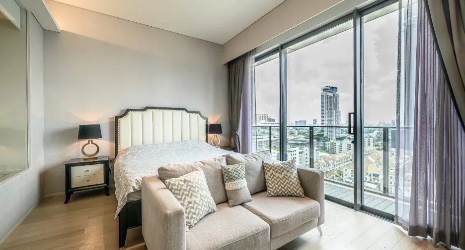 For sale and for rent 2 bedrooms condo in Watthana, Bangkok