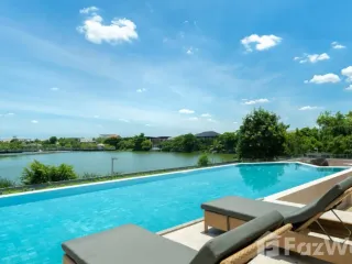 For sale 2 bedrooms condo in Lat Phrao, Bangkok