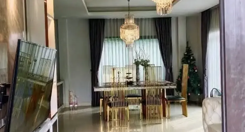 For rent 4 bedrooms house in Sai Mai, Bangkok