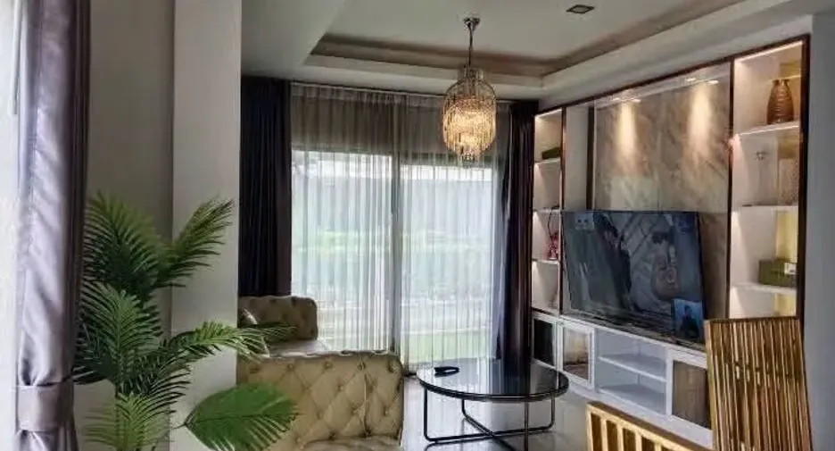 For rent 4 bedrooms house in Sai Mai, Bangkok