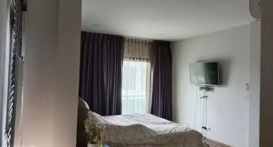 For rent 4 bedrooms house in Sai Mai, Bangkok