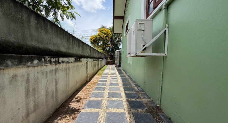 For rent 3 bedrooms house in Hua Hin, Prachuap Khiri Khan