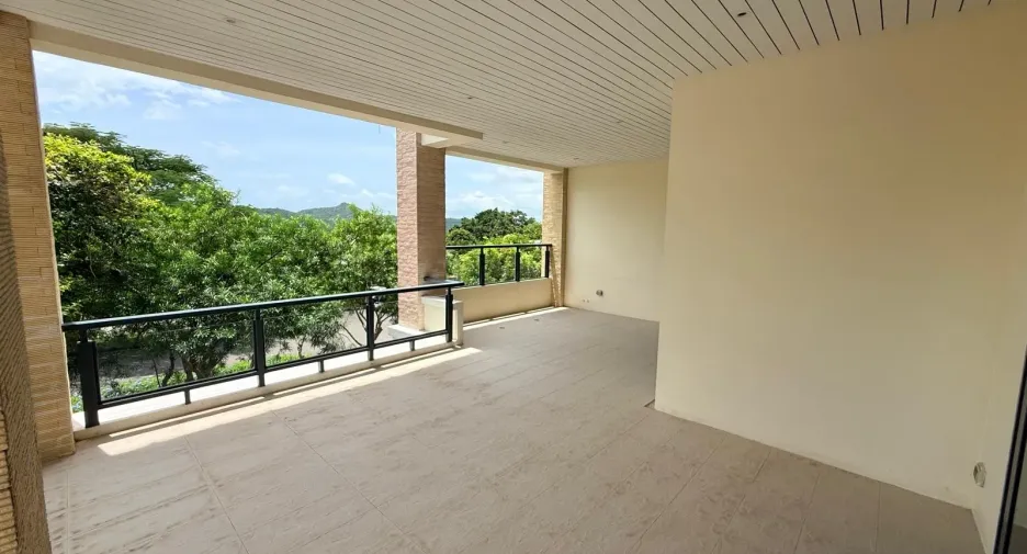 For sale 2 bedrooms condo in Hua Hin, Prachuap Khiri Khan