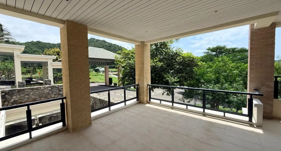 For sale 2 bedrooms condo in Hua Hin, Prachuap Khiri Khan