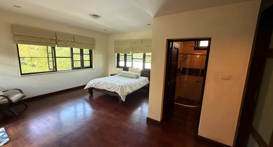 For rent 3 bedrooms villa in Hua Hin, Prachuap Khiri Khan