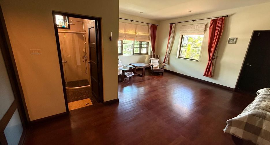 For rent 3 bedrooms villa in Hua Hin, Prachuap Khiri Khan