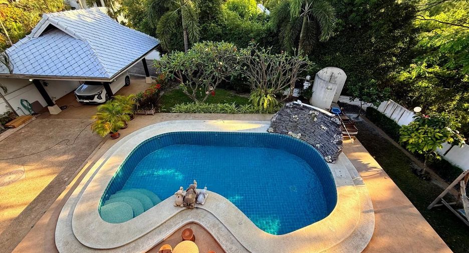For rent 3 bedrooms villa in Hua Hin, Prachuap Khiri Khan