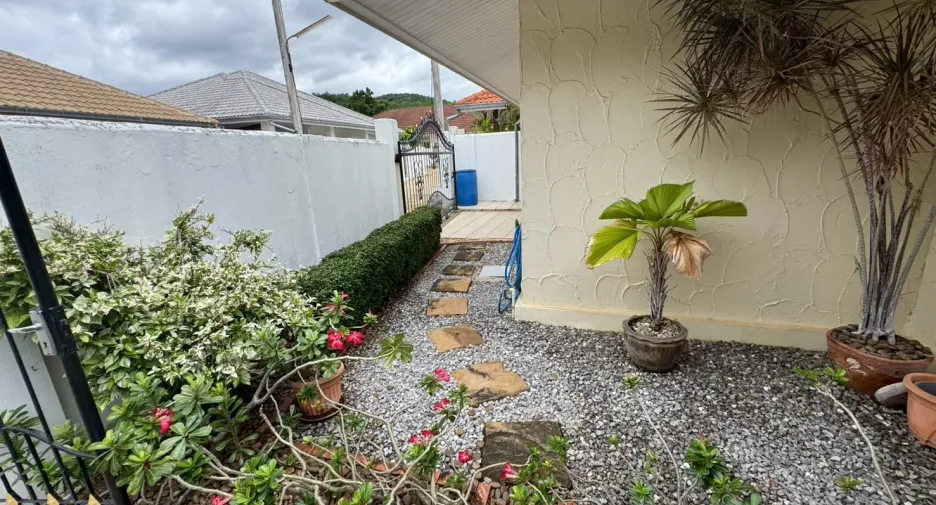 For sale 2 bedrooms villa in Sam Roi Yot, Prachuap Khiri Khan