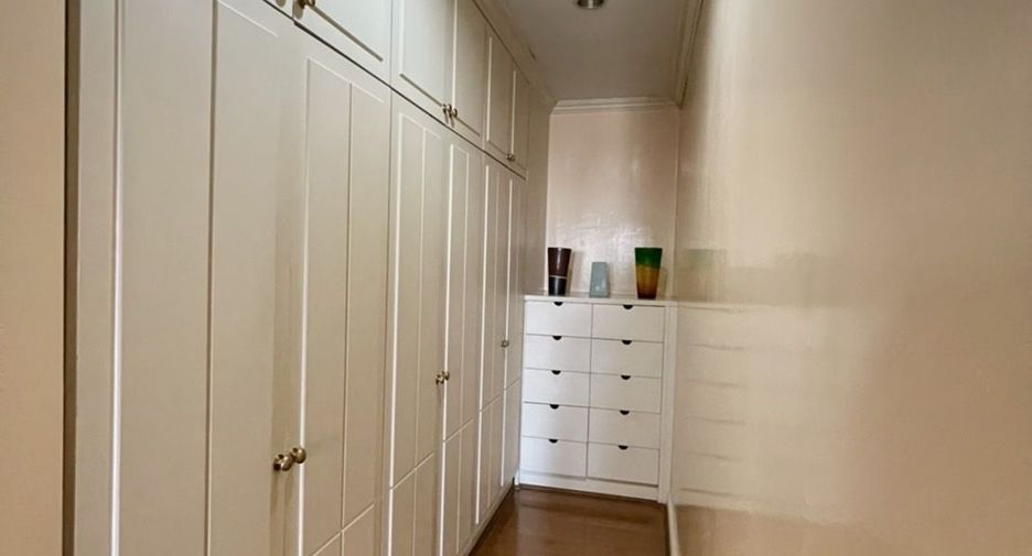 À vendre 2 chambres condo à Watthana, Bangkok