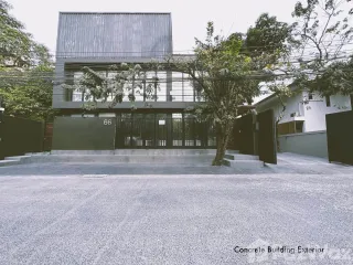 Oficina en venta y en alquiler de 4 habitaciones en Chatuchak, Bangkok