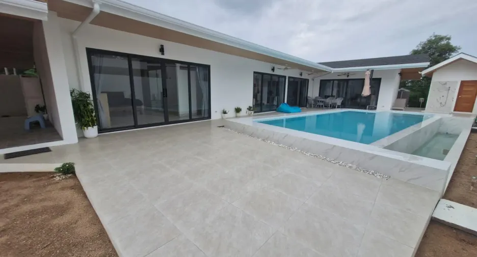 For sale 3 bedrooms villa in Ko Samui, Surat Thani