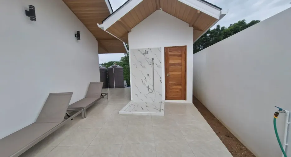 For sale 3 bedrooms villa in Ko Samui, Surat Thani