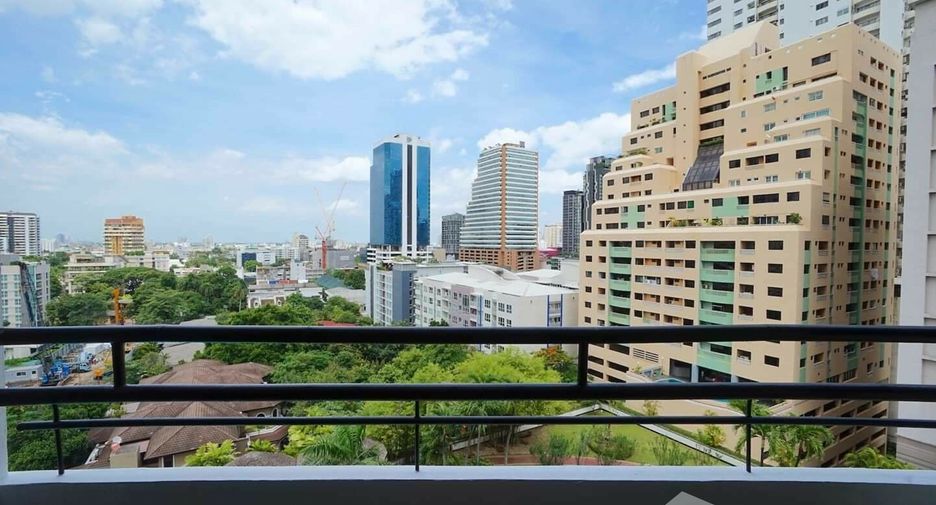 À vendre et à louer 3 chambres condo à Watthana, Bangkok
