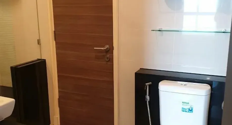 For sale and for rent 1 bed condo in Yan Nawa, Bangkok