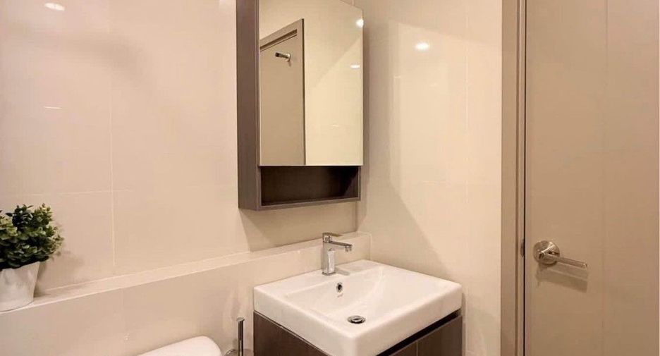 For rent 1 bed condo in Phra Khanong, Bangkok