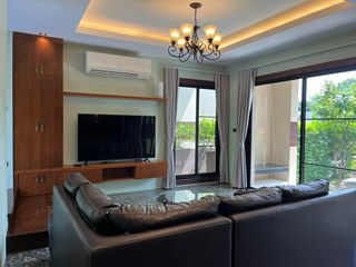 Villa en alquiler y en venta de 4 habitaciones en Mae Rim, Chiang Mai