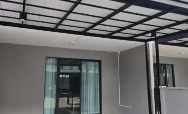 For rent 3 bedrooms townhouse in Bang Phli, Samut Prakan