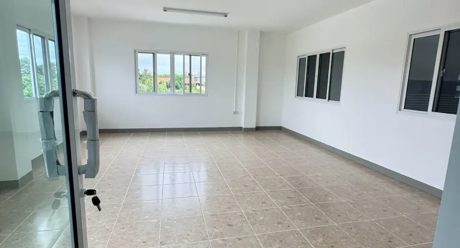 For rent warehouse in Bang Bo, Samut Prakan