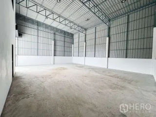 For rent warehouse in Lat Krabang, Bangkok