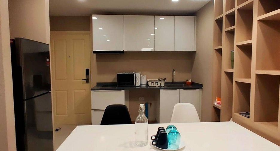 For sale 1 bed condo in Watthana, Bangkok
