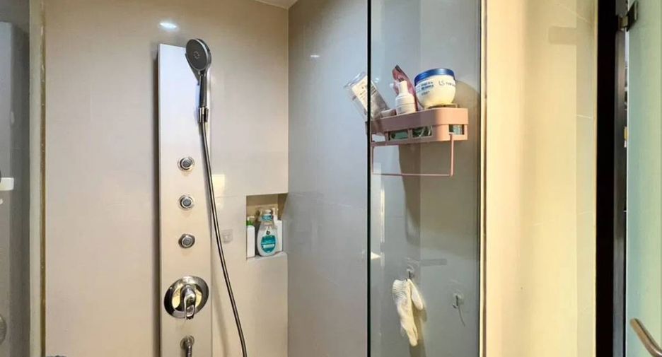 For sale 1 bed condo in Khlong Toei, Bangkok