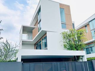 For rent and for sale 3 bedrooms house in Saphan Sung, Bangkok