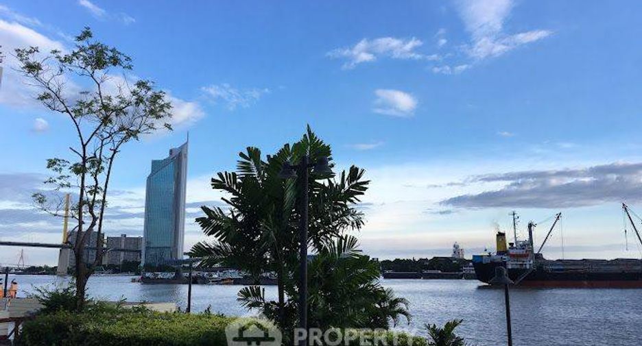 For rent 2 bedrooms condo in Rat Burana, Bangkok