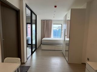 Condo en alquiler de estudio en Huai Khwang, Bangkok