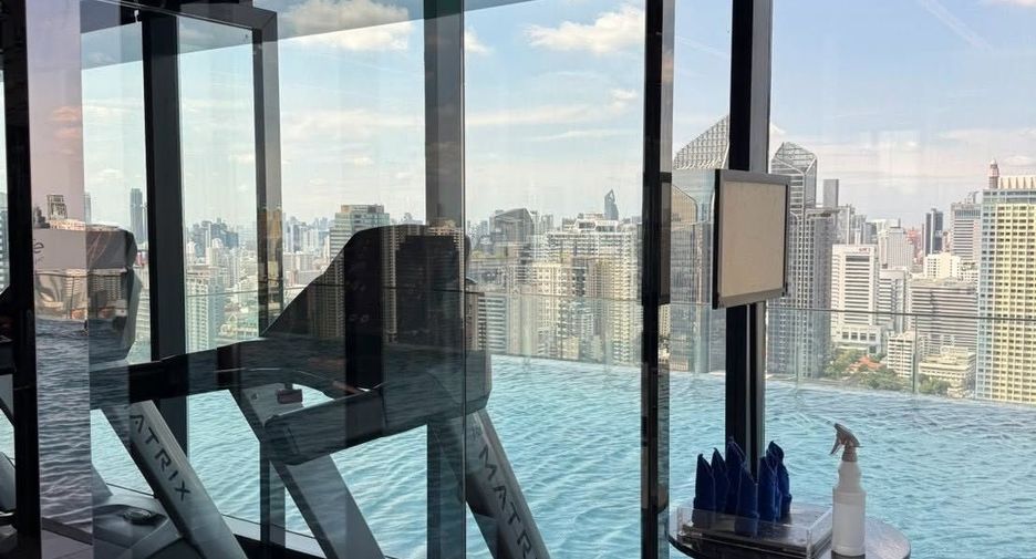 For rent studio condo in Huai Khwang, Bangkok