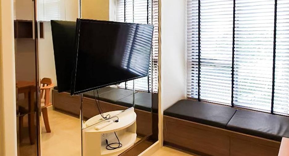 For rent 1 bed condo in Phra Khanong, Bangkok