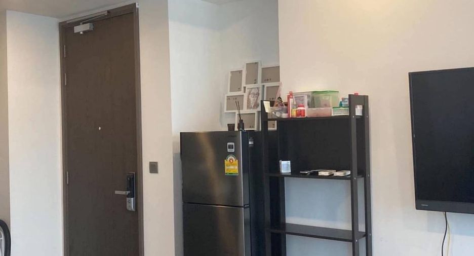 For rent 1 bed condo in Bang Rak, Bangkok