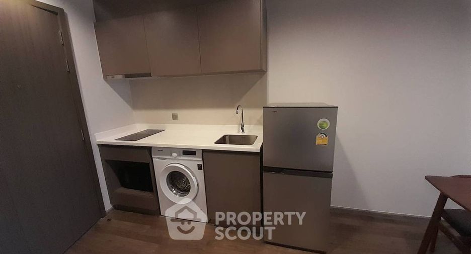 For rent 2 bedrooms condo in Chatuchak, Bangkok