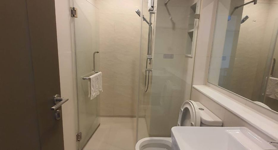 For rent 2 bedrooms condo in Chatuchak, Bangkok