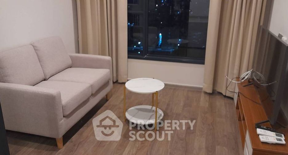 For rent 2 bedrooms condo in Chatuchak, Bangkok