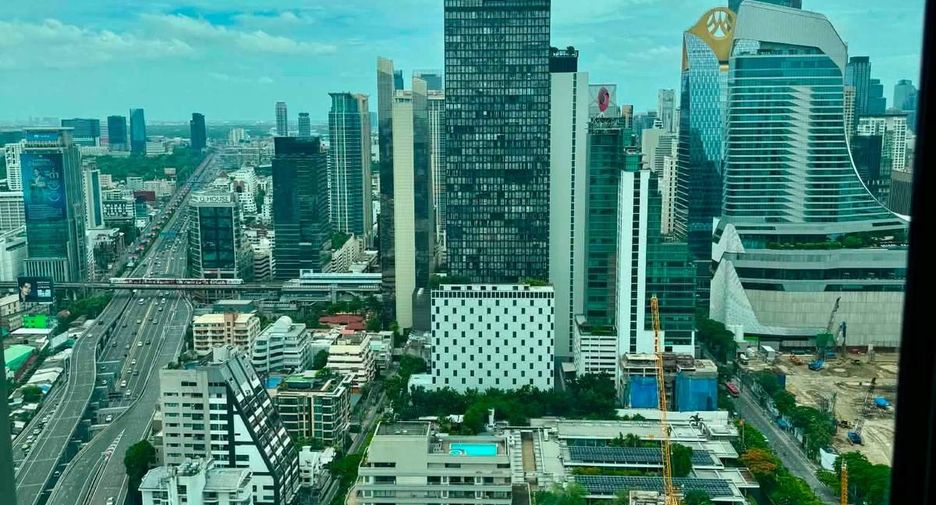 Wohnung zur Miete mit 1 Zimmer in Pathum Wan, Bangkok