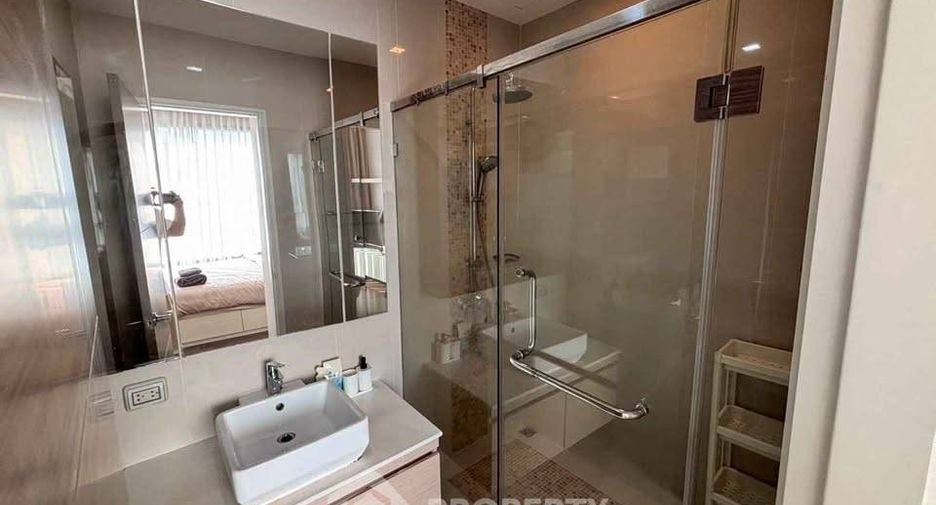 For rent 1 bed condo in Watthana, Bangkok