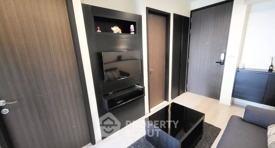 For sale 1 bed condo in Khlong Toei, Bangkok