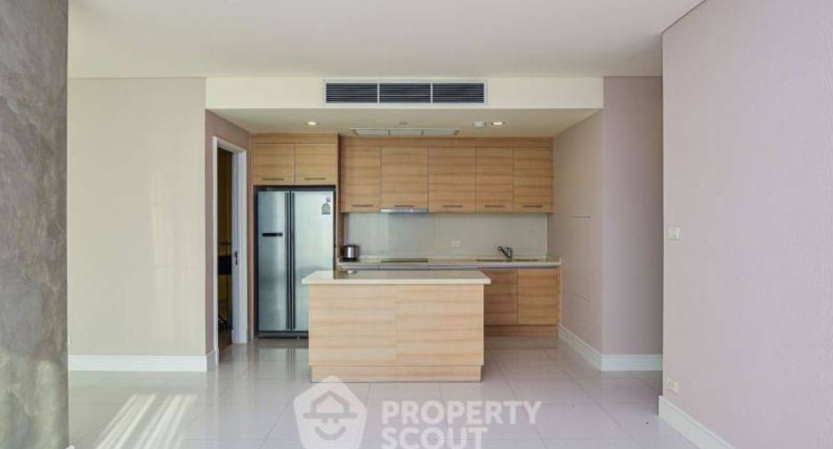 For rent and for sale 3 bedrooms condo in Khlong Toei, Bangkok