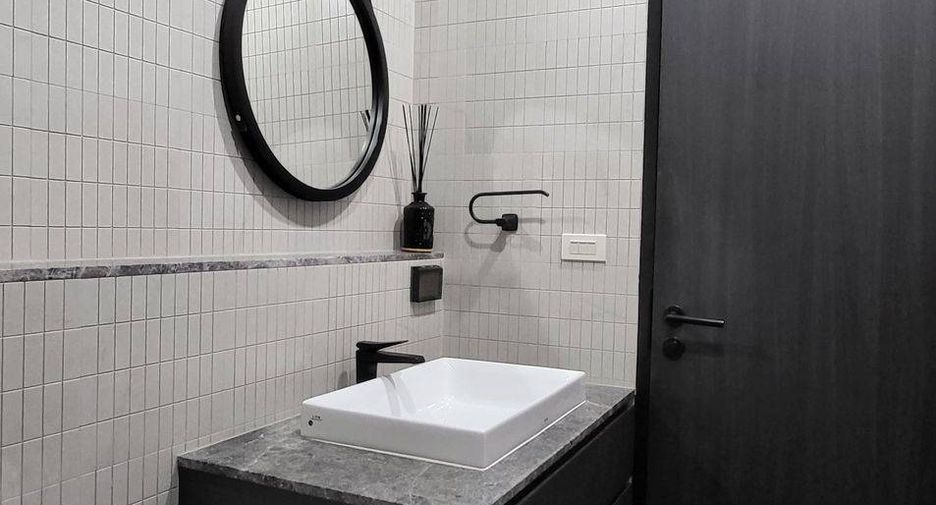 Condo en alquiler y en venta de 2 habitaciones en Pathum Wan, Bangkok