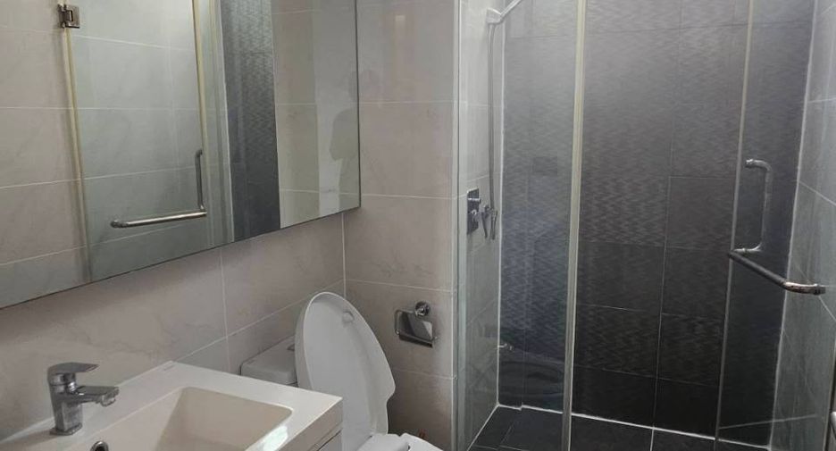 For rent and for sale 2 bedrooms condo in Phra Khanong, Bangkok