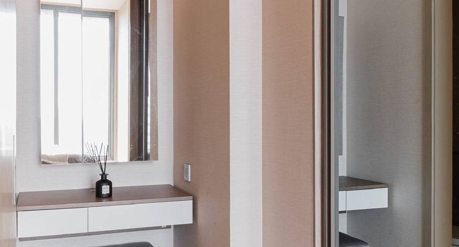 For sale 1 bed condo in Watthana, Bangkok