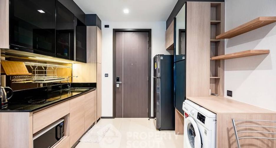 For sale 1 bed condo in Huai Khwang, Bangkok