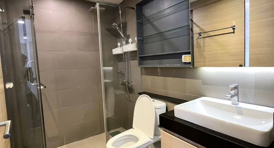 For sale 1 bed condo in Sathon, Bangkok